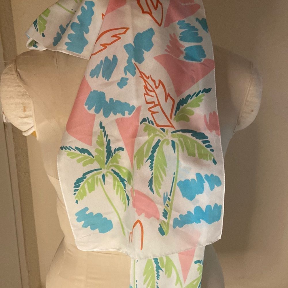 Vintage tropical theme scarf